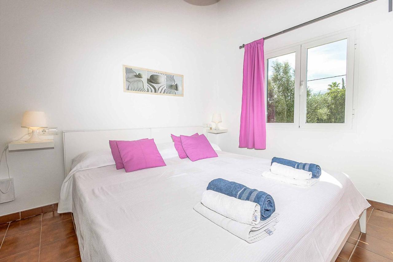 Palmeritas Villa *